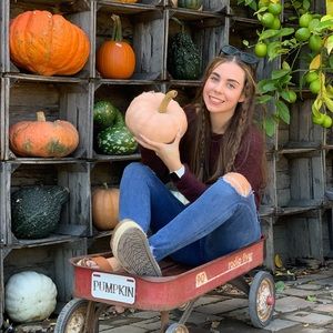 Meet your Posher, Riley